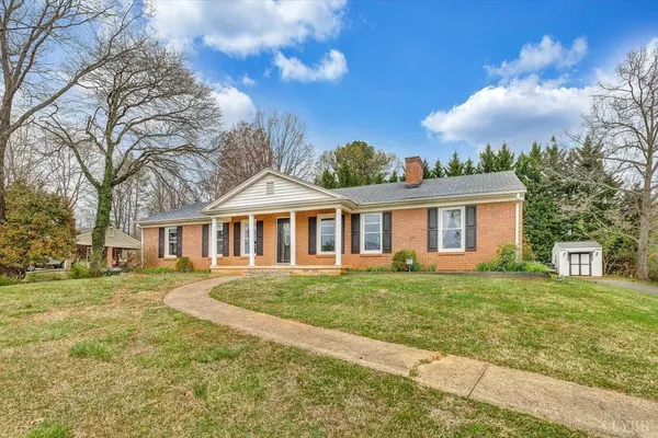 113 Valleyview DR, Madison Heights, VA 24572