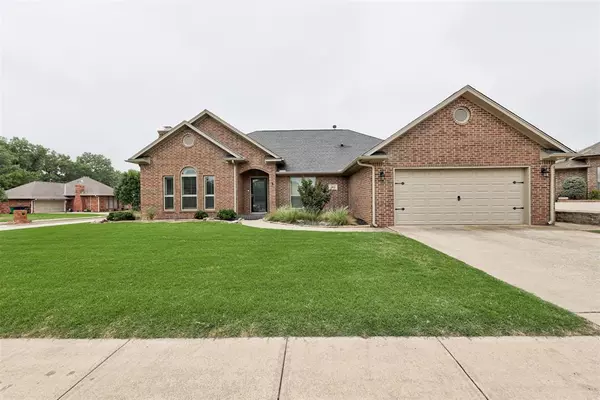 11821 Kingsridge Terrace, Cleveland, OK 73170