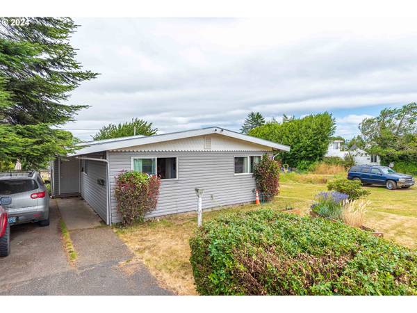 2170 VIRGINIA AVE, North Bend, OR 97459