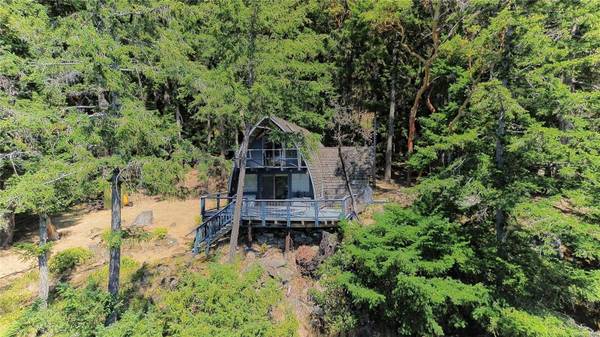 155 Mountain Park Dr, Salt Spring, BC V8K 1G3