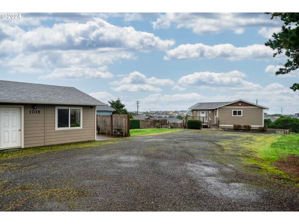 Waldport, OR 97394,1705 NW ABBEY CT