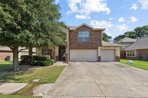 749 Fannin Drive, Lavon, TX 75166