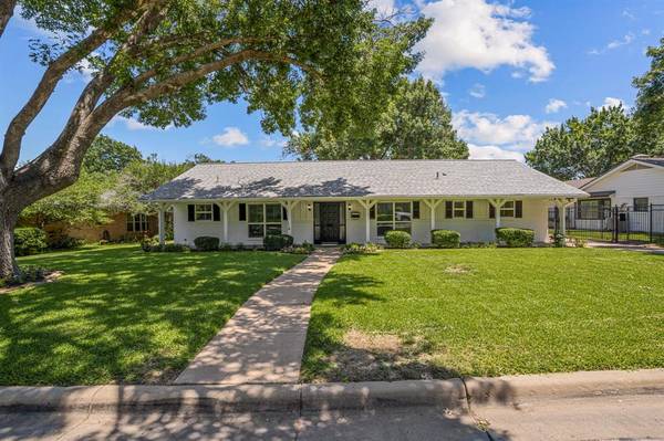 4529 Cloudview Road, Fort Worth, TX 76109