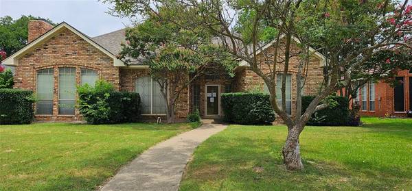 1413 Nettleton Drive, Desoto, TX 75115