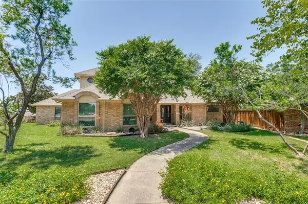 2807 Gainesborough Drive, Dallas, TX 75287