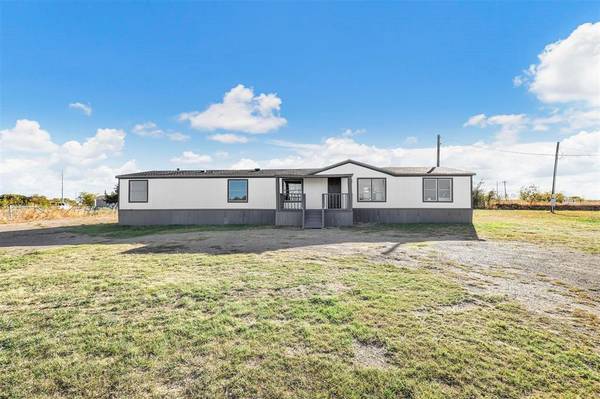 7410 Greenfield Drive,  Alvarado,  TX 76009