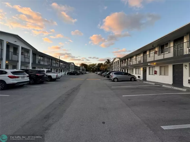 1814 E Oakland Park Blvd  #49, Fort Lauderdale, FL 33306