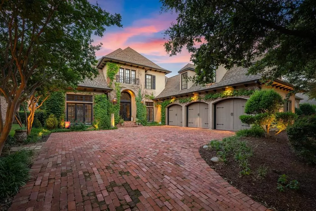 Southlake, TX 76092,1323 Regency Court