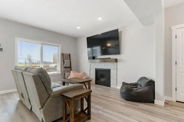 Strathmore, AB T1P 0H1,213 Wildrose DR