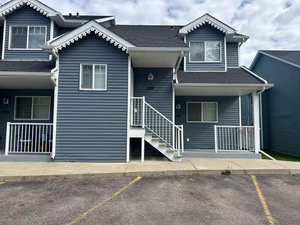 Sylvan Lake, AB T4S 1E5,5220 50A AVE #2105