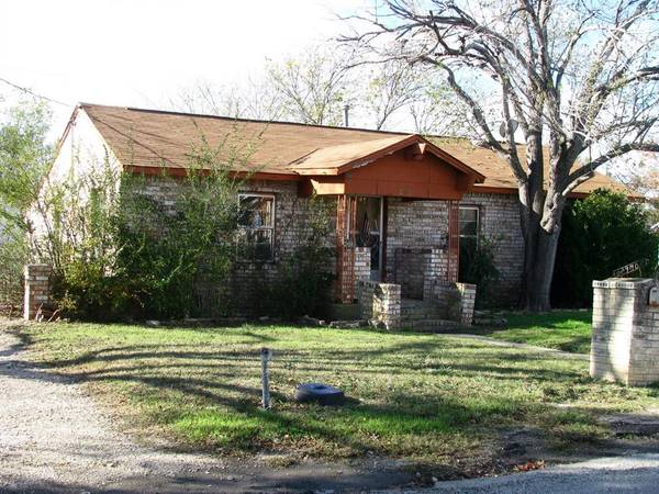 268 E Brooks Drive, Evant, TX 76525