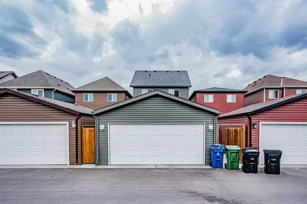 Calgary, AB T3J 0V6,159 Savanna GRV NE