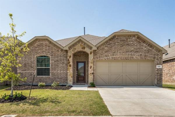 5916 Pensby Drive, Aubrey, TX 76227