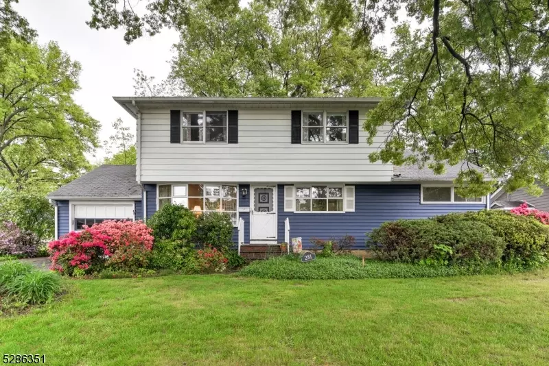 281 Hickory St, Washington Twp., NJ 07676