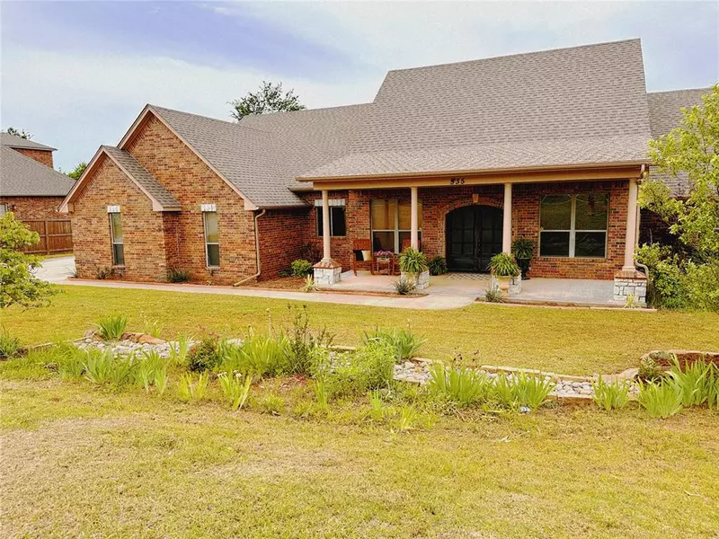 535 Eagle Lake Lane, Newcastle, OK 73065