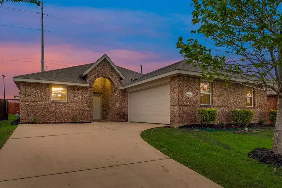 1909 Novel Drive, Garland, TX 75040