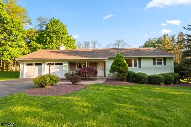 59 Allerton Rd, Clinton Twp., NJ 08833