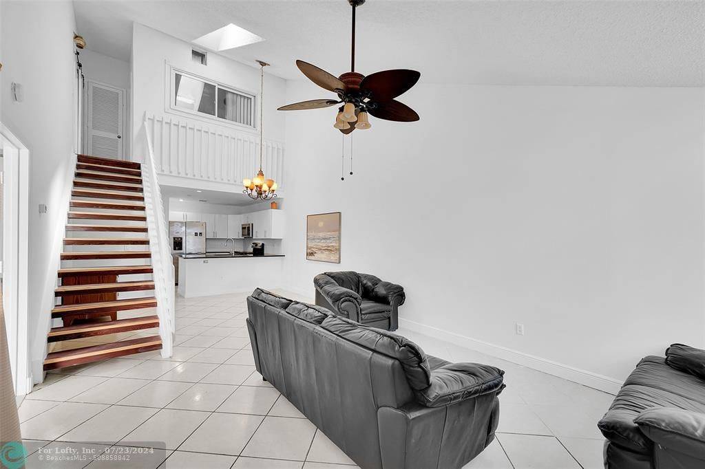 North Lauderdale, FL 33068,[StreetName,UnitNumber,StreetNumber,StreetDirPrefix]