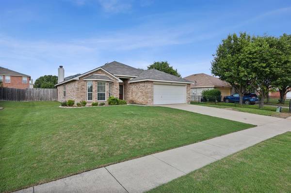 219 Amherst Drive, Forney, TX 75126