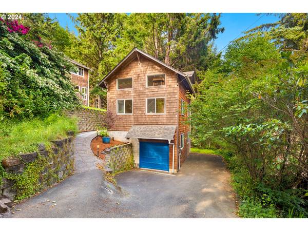 723 ASH ST, Cannon Beach, OR 97110