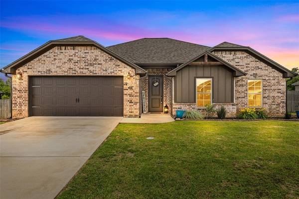 346 Smith Circle, Lindale, TX 75771