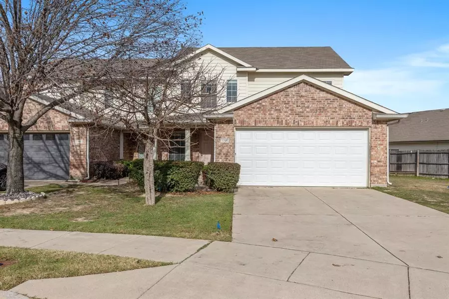 1309 Saddle Blanket Court, Fort Worth, TX 76131