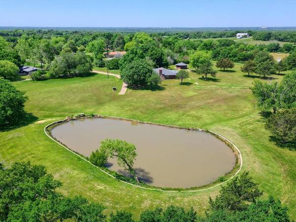 565 Snow Road, Denison, TX 75021