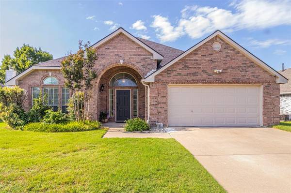 3217 Blue Jay Lane, Midlothian, TX 76065