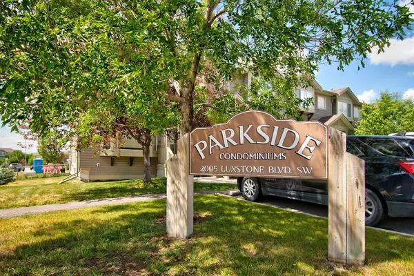 Airdrie, AB T4B 3J9,2005 Luxstone BLVD SW #601