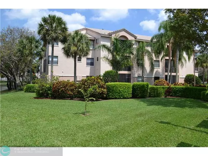 4101 Coral Tree Cir  #313, Coconut Creek, FL 33073