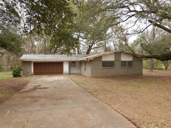 8458 Parkdale Drive, Shreveport, LA 71108