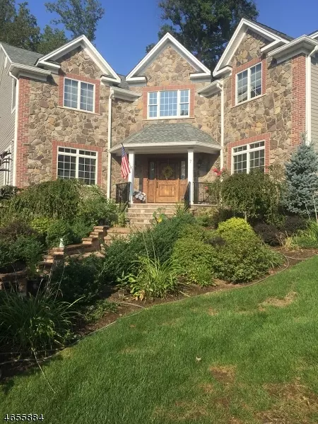 7 Cory Ct, Mountainside Boro, NJ 07092