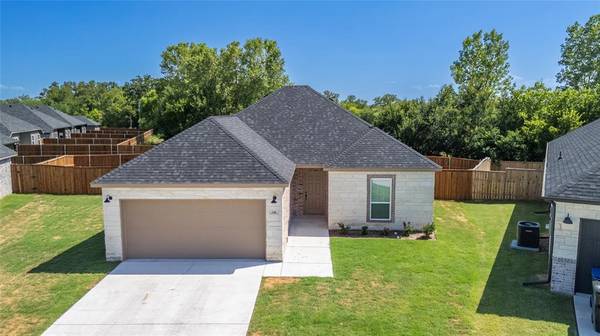 139 Lampassas Drive, Greenville, TX 75402