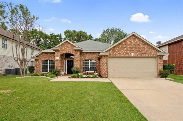 2208 Acorn Bend, Denton, TX 76210