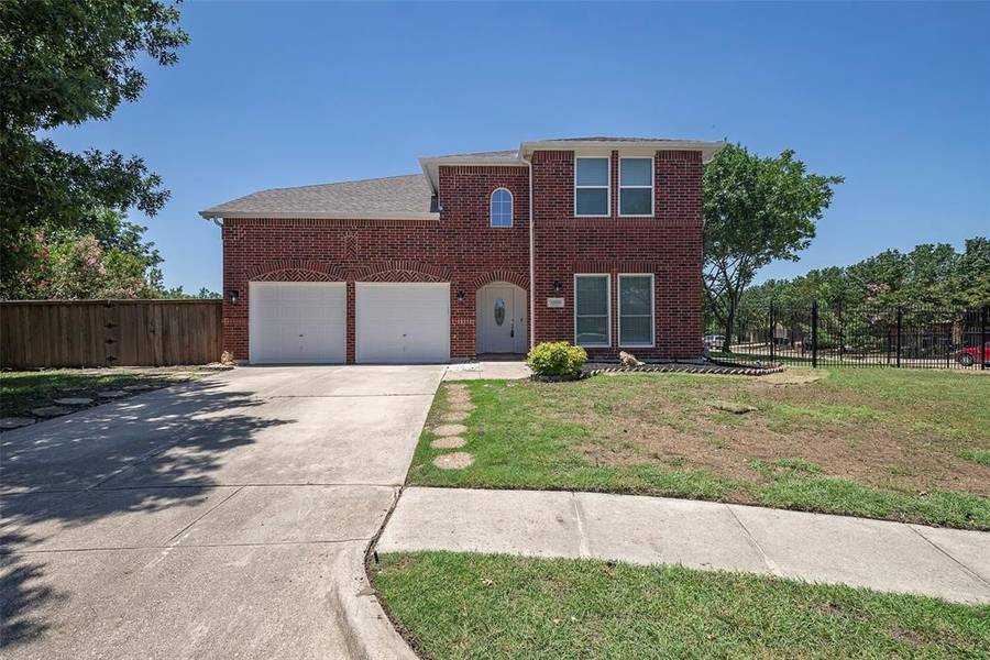 13759 Bandera Ranch Court, Fort Worth, TX 76262