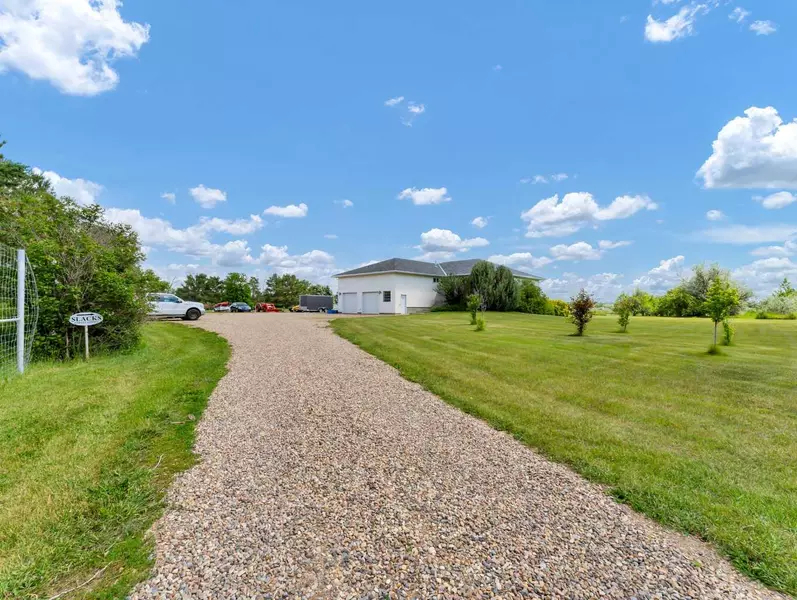 12107A Range Road 60, Rural Cypress County, AB T1A7H0