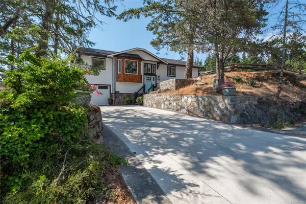 763 Cuaulta Cres, Colwood, BC V9C 3H2