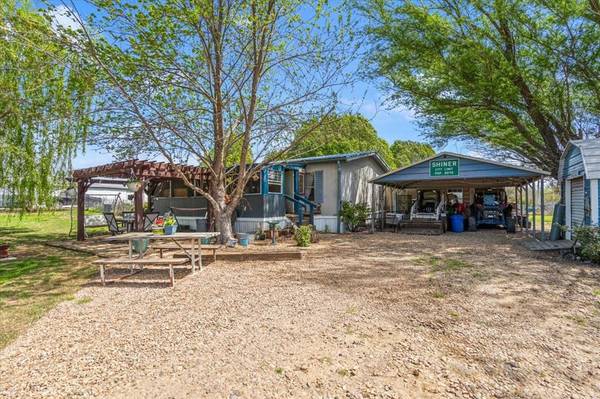 1310 Old Ida Road, Sherman, TX 75090