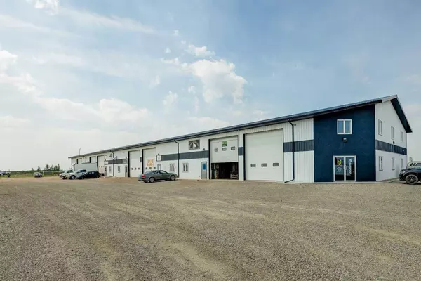 Strathmore, AB T1P 0C4,550 Canal Avenue #6