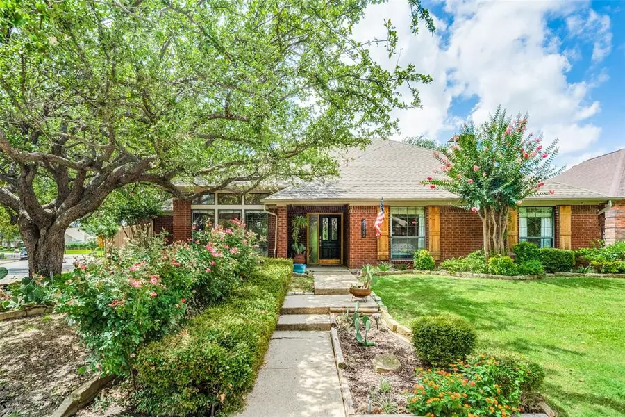 4132 Kentshire Lane, Dallas, TX 75287