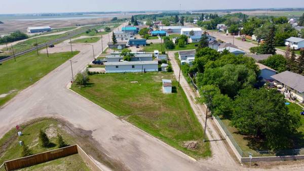 Marshall, SK S0M1R0,20 Railway AVE East