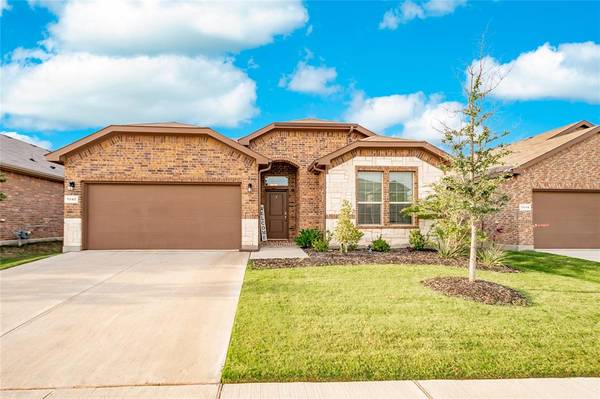 1045 Gillespie Drive, Fort Worth, TX 76247