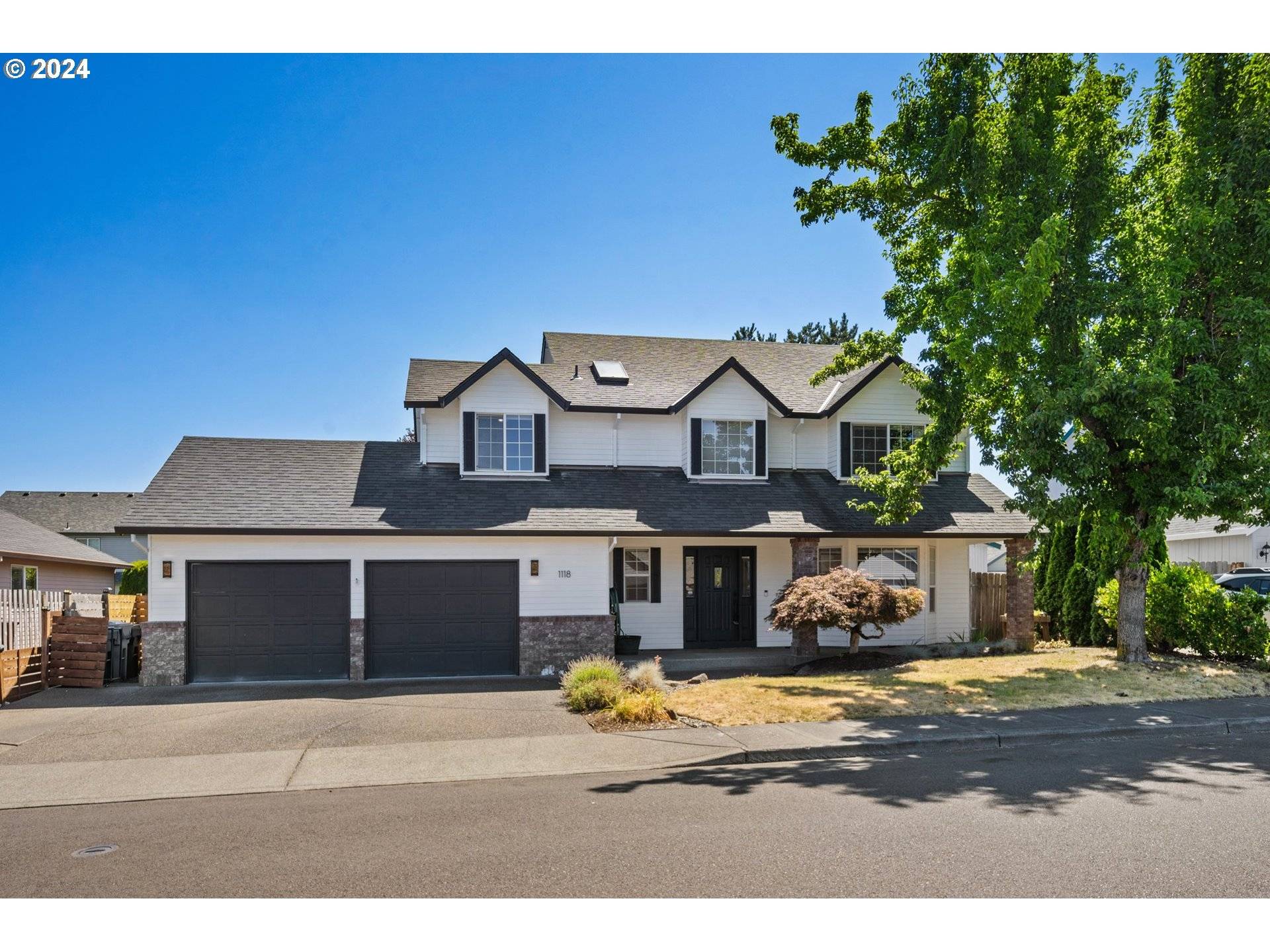 1118 S PINE ST, Canby, OR 97013