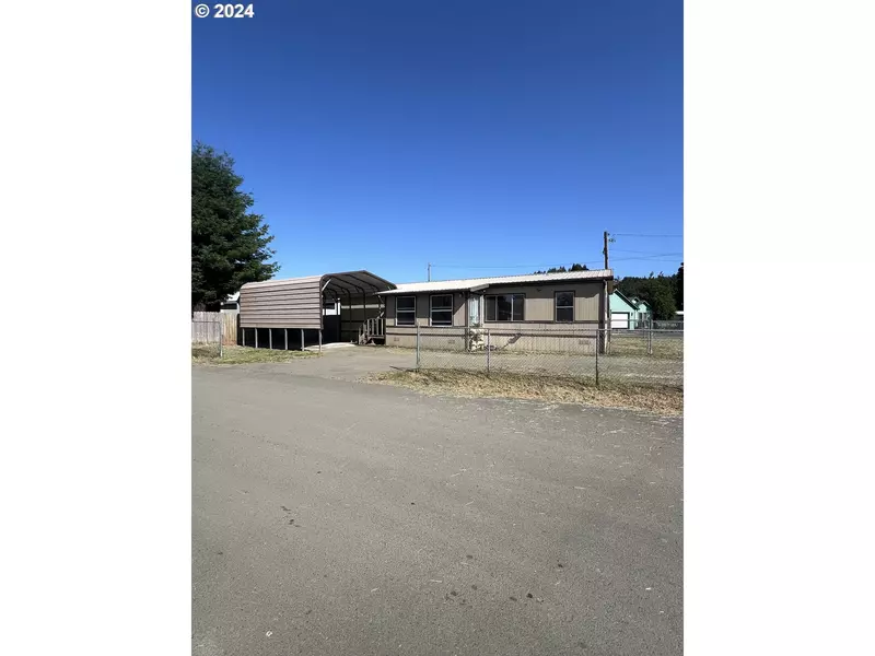 405 STANLEY LN, Lakeside, OR 97449