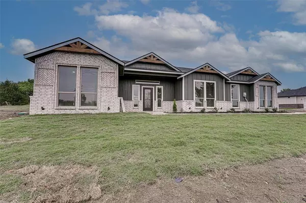 Palmer, TX 75152,250 Goliad Circle