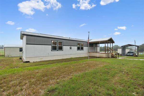 1200 E Red Deer Road, Cleburne, TX 76031