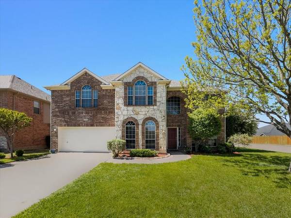 4749 Pine Ridge Lane, Fort Worth, TX 76123