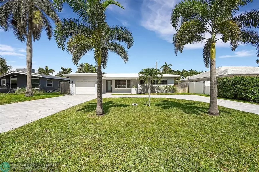 2645 SE 2nd St, Pompano Beach, FL 33062