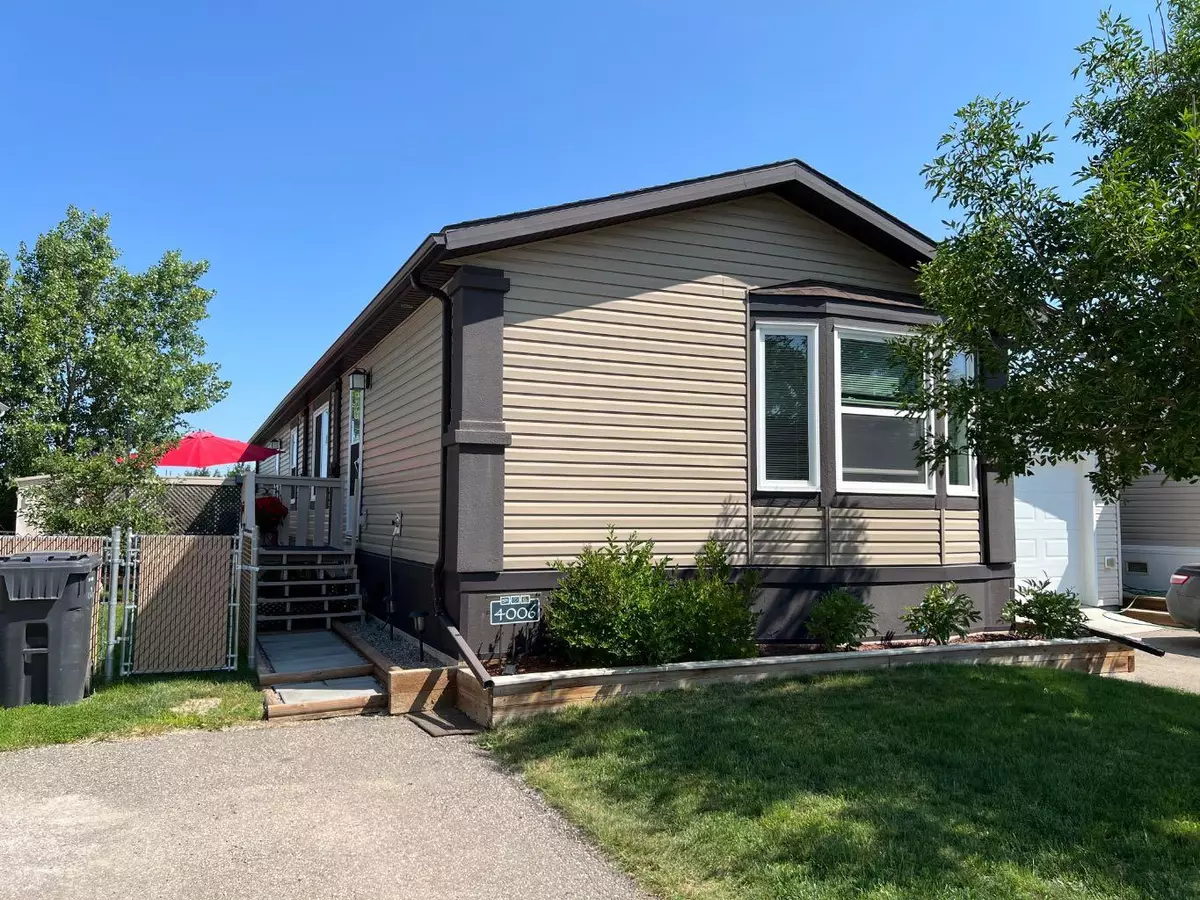 Coaldale, AB T1M 0C6,4006 Applewood RD