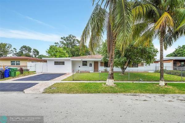 320 SW 30th Ave,  Fort Lauderdale,  FL 33312